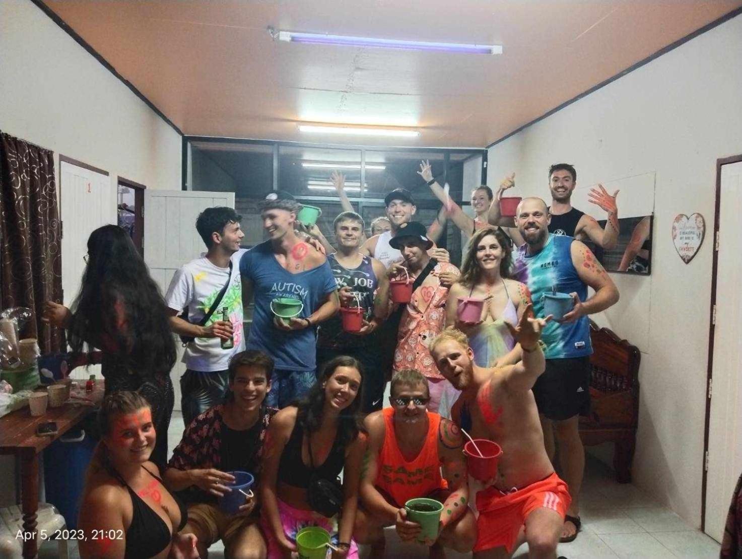 Seventeen Hostel Пханган Экстерьер фото